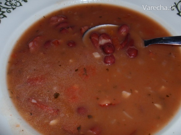 Chutná debrecínska fazuľová polievka recept
