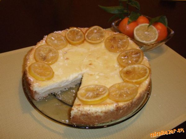Tvarohový koláč s kandizovanými citrónmi