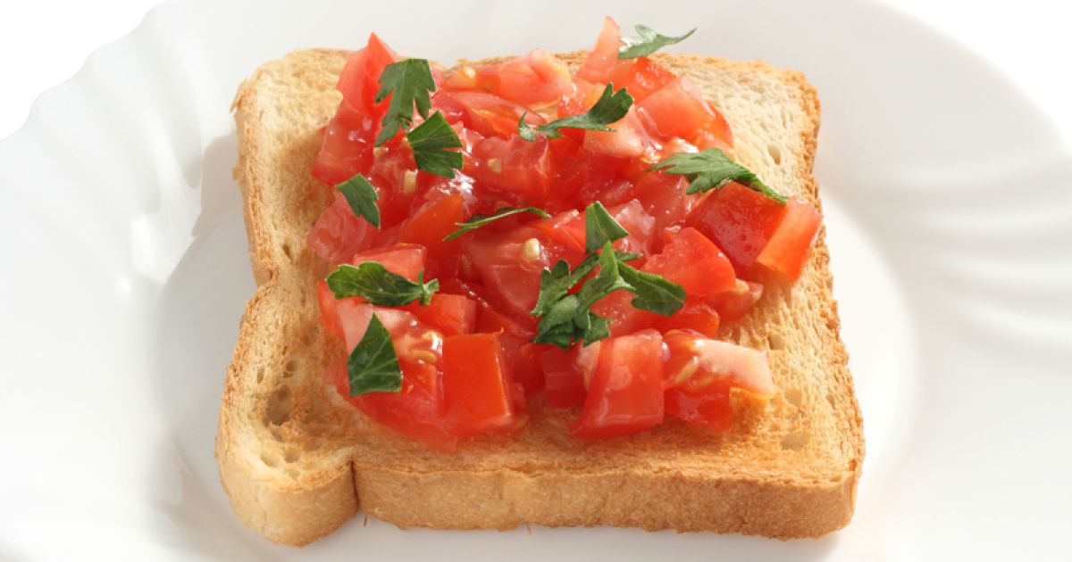 Hrianky s paradajkami a bazalkou, fotogaléria 1 / 1.