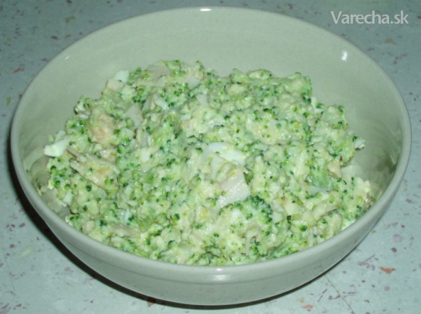 Šalát z brokolice recept