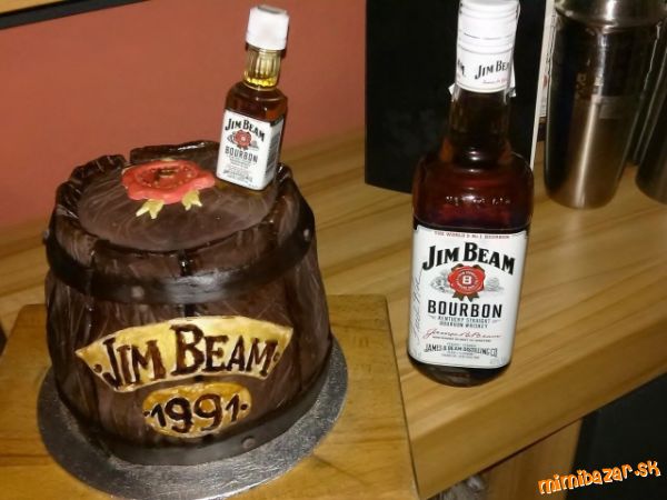 Súdok Jim Beam pre syna Whiskey barrel cake