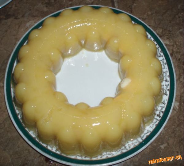 Jablková torta z Tupperware dezertnej formy