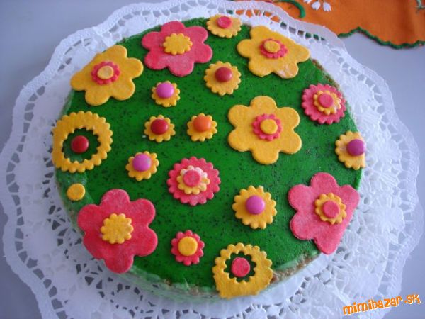 torta s kvetinkami