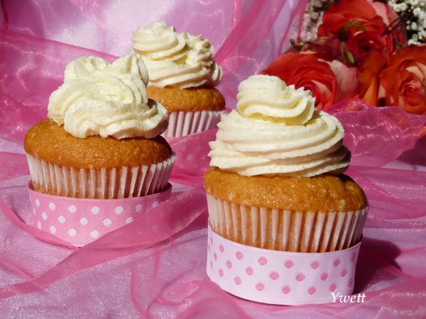 FOTORECEPT: Karamelové cupcakes