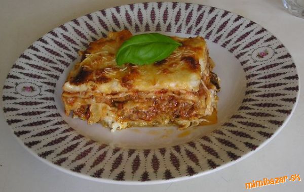 Lasagne s baklažánom a omáčkou Bolognese