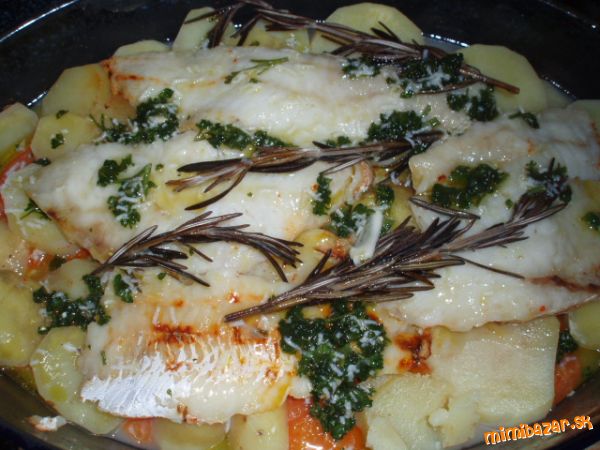 Naozaj vynikajúce rybie filety pečené so zemiakmi