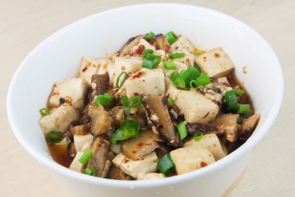 Tofu so šampiňónmi