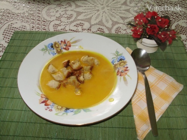 Krémová polievka z tekvice Hokaido (fotorecept) recept