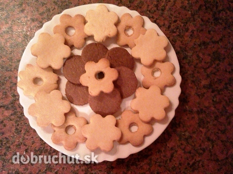 Vianočný recept od Starej mamy: Linecké sušienky...