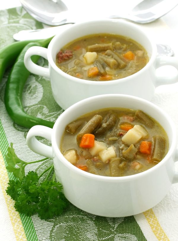 Zeleninová polievka so žĺtkom