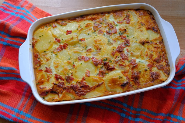 Nákyp „Tortilla de patata s chorizom“ recept