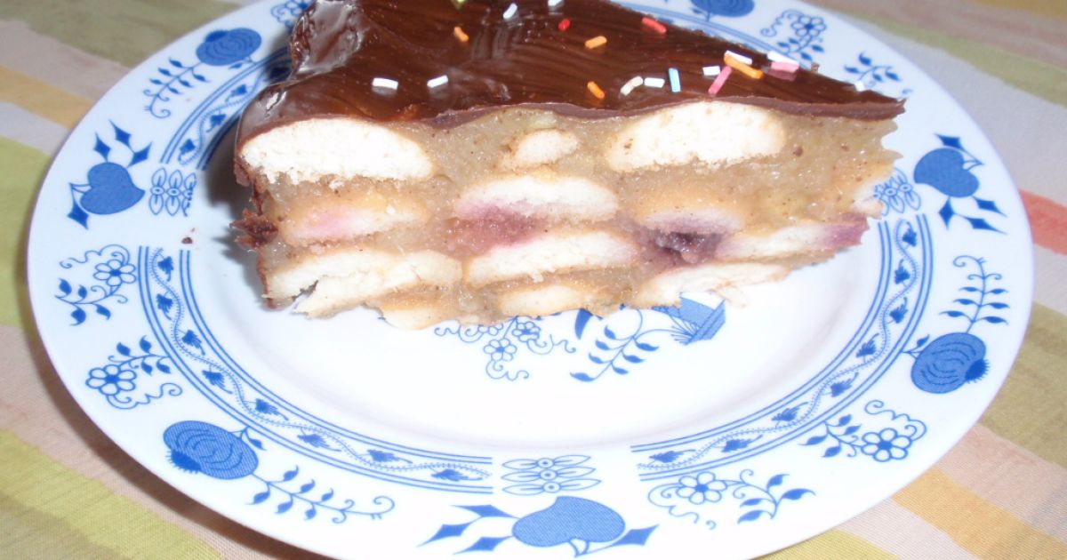 Nepečená jablková piškótová torta, fotogaléria 1 / 1.
