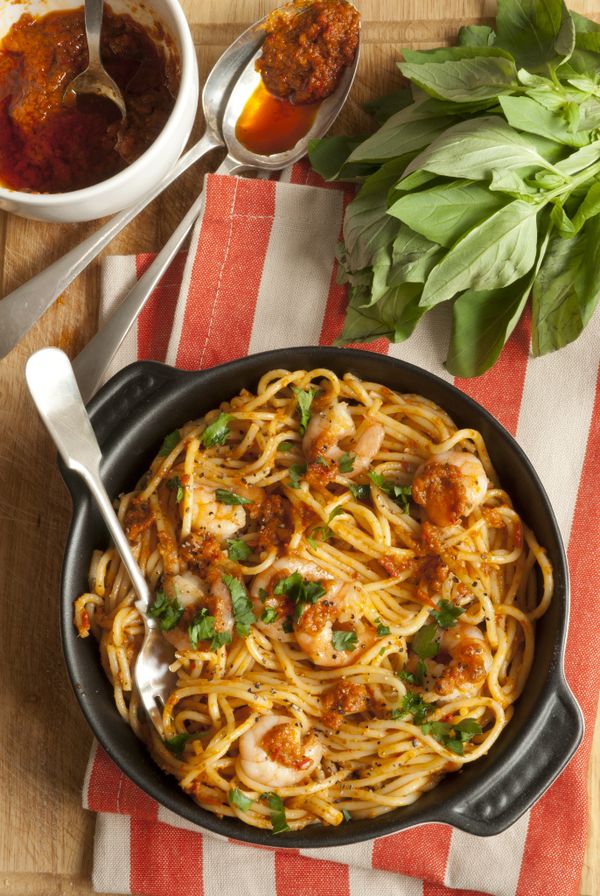 Spaghettini s krevetami a čili