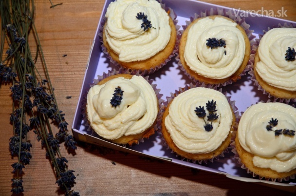 Levanduľové cupcakes (fotorecept) recept