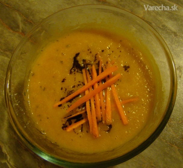Krémová mrkvovo-feniklová polievka recept