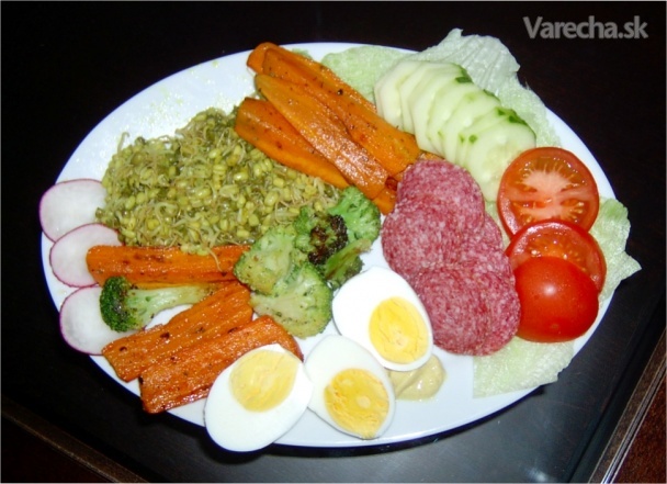 Zeleninový tanier so salámou Mňam, mňam recept