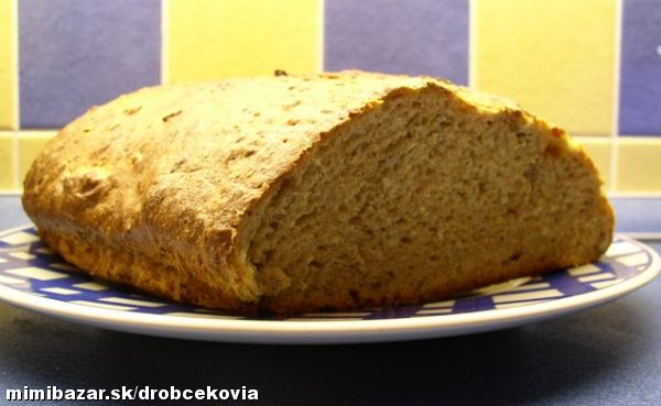 Zemiakový tvarohový alebo cmarový celozrnný chlebík