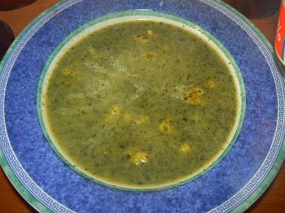 Špenátová polievka s petržlenovými haluškami