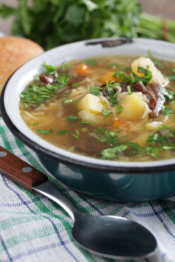 Hubová polievka so zemiakmi