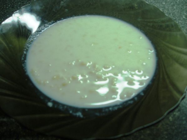 Mlieková polievka s mrveničkou