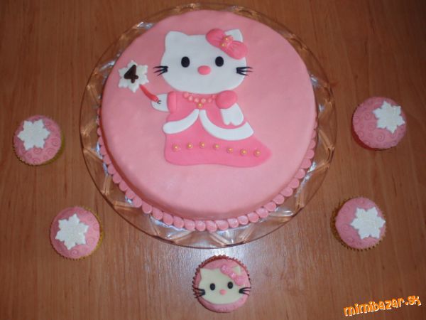 Orechová torta Kitty s vanilkovým krémom