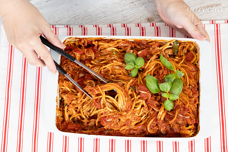 Tuniakové špagety z jedného pekáča (videorecept) recept ...
