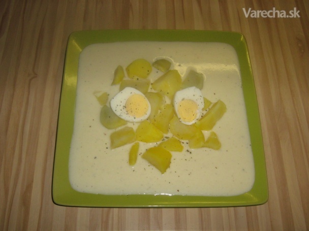 Chrenová omáčka, zemiaky a vajíčko recept