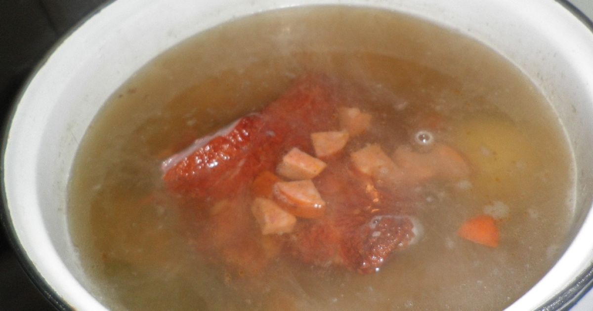 Fazuľová polievka s údeným mäsom, fotogaléria 6 / 7.