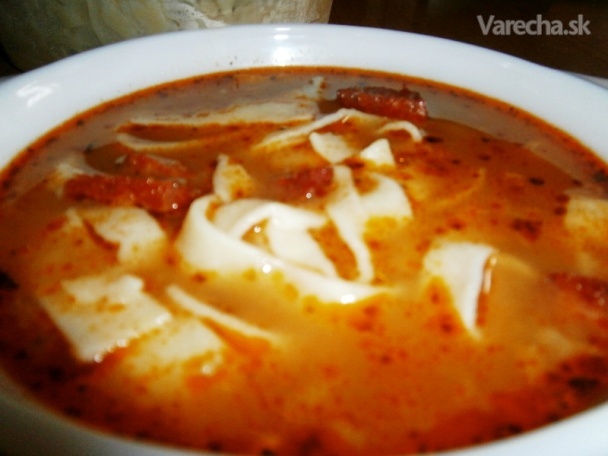 Fazuľová polievka s domácimi slížikmi (fotorecept) recept