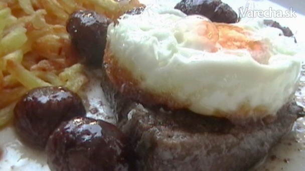 Biftek s vajcom a hranolčekmi recept
