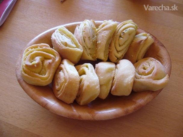 Juhoslovanské cesnakové koláčiky(fotorecept) recept