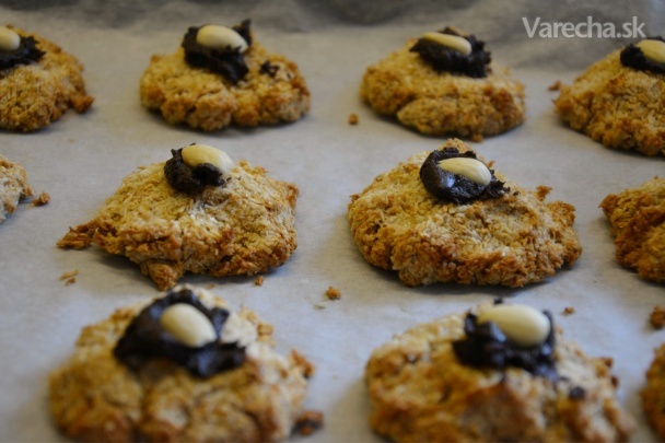 Bezlepkové vegánske kokosové cookies s čokoládovým krémom ...