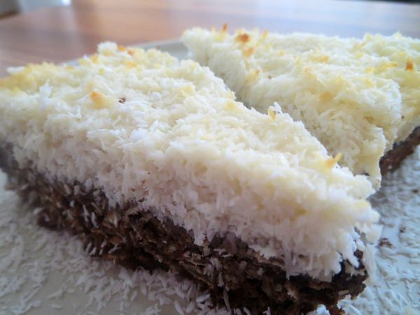 FOTORECEPT: Slnečnicový koláč s kokosom