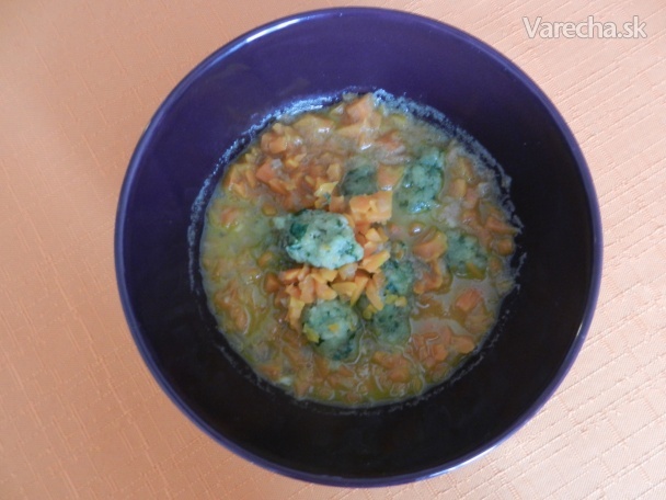 Mrkvová polievka s koriandrovými knedličkami recept