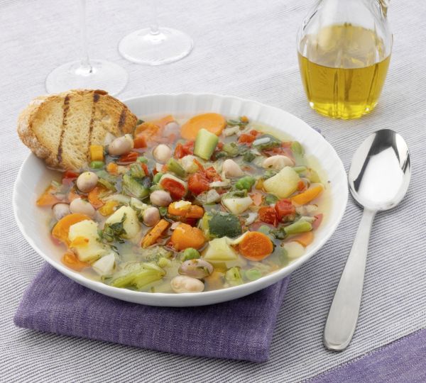 Zeleninová polievka s fazuľou