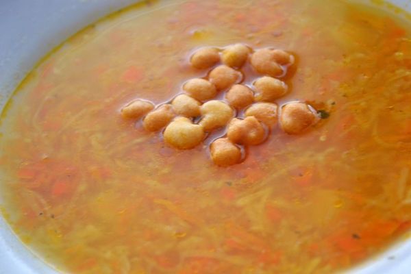 FOTORECEPT: Zeleninová polievka s kvakou