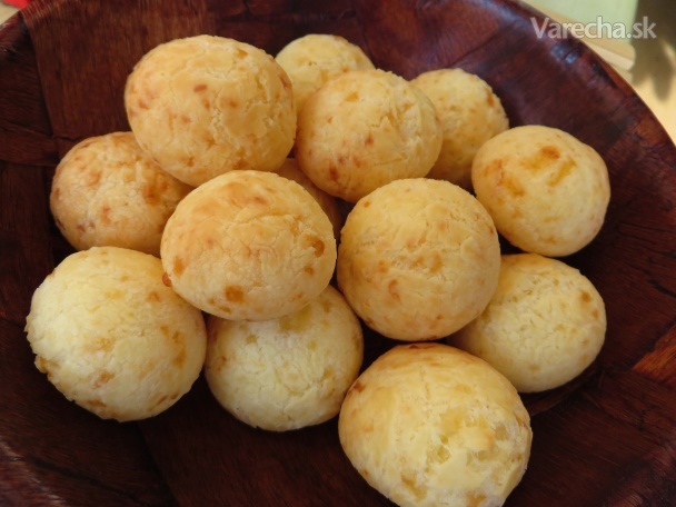 Pao de queijo (pau di kejžu) syrové žemličky z Brazílie (fotorecept ...