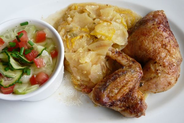 FOTORECEPT: Pečené kurča zemiaky a cuketa