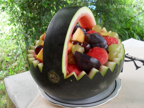 Ovocný košík z melóna recept