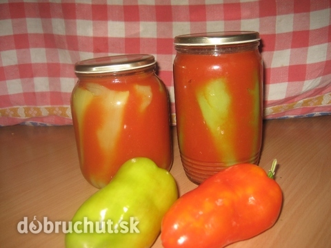 Zavárané papriky v paradajkovej šťave