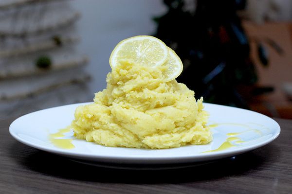 FOTORECEPT: Citrónovo-mandľová zemiaková kaša