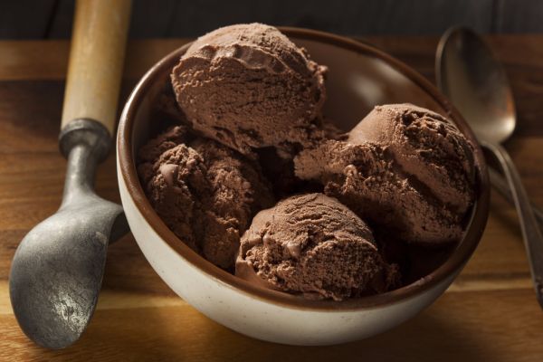 Domáca čokoládová zmrzlina s vanilkou
