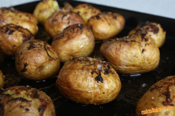 Pečené zemiaky s rozmarínom