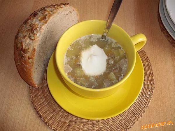 slovenska sosovicova polievka