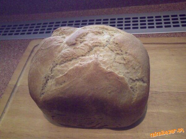 Chrumkavý špaldový chlieb