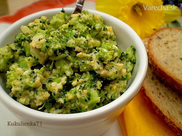 Brokolicová nátierka recept