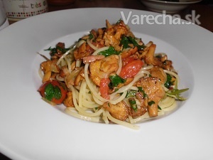 Spaghetti con cantarelli špagety s kuriatkami (fotorecept) recept ...