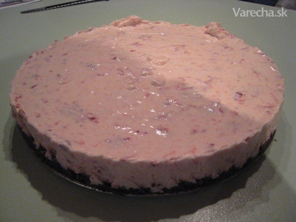 Strawberry cheesecake alebo tvarohovo-jahodový nepečený koláč ...