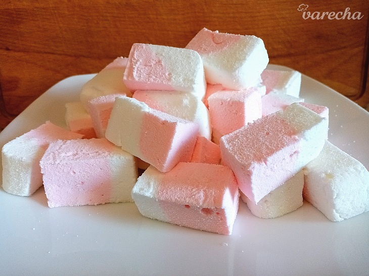 Domáce penové cukríky marshmallows (videorecept) recept ...
