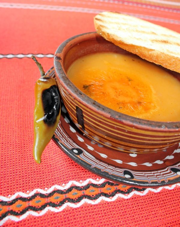 Fazuľová polievka s paprikou